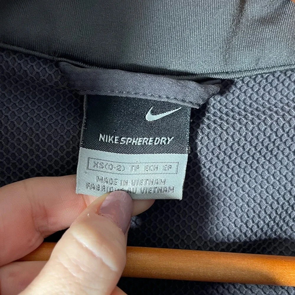 NIKE | Sphere Dry Jacket XS - Picture 5 of 5